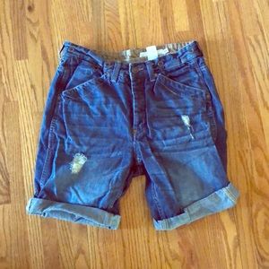 Mid length shorts